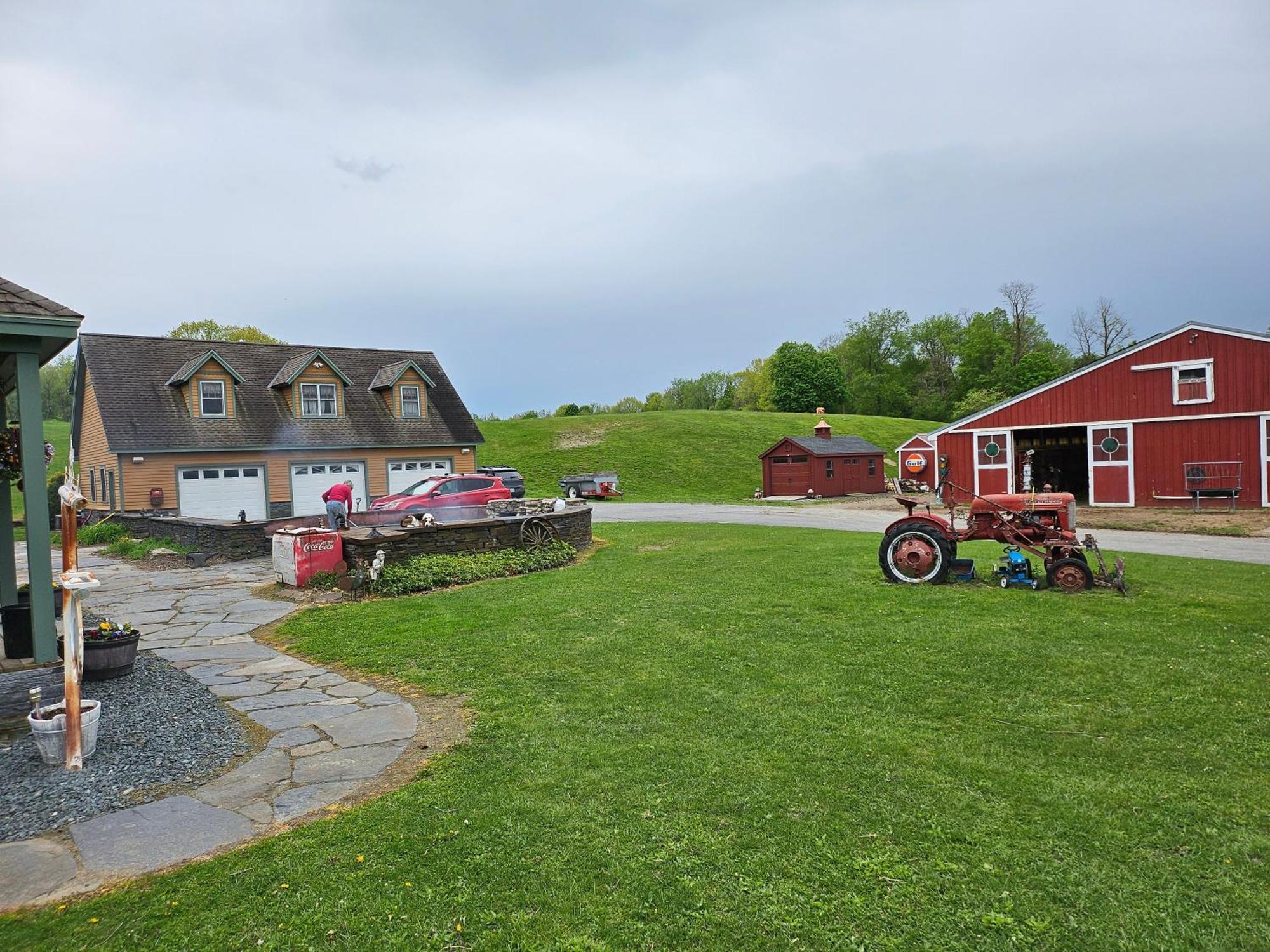 Clover Hill Farm & Country Inn Williamstown Exteriör bild